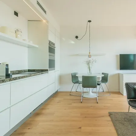 Skyline By Rent Apartament *